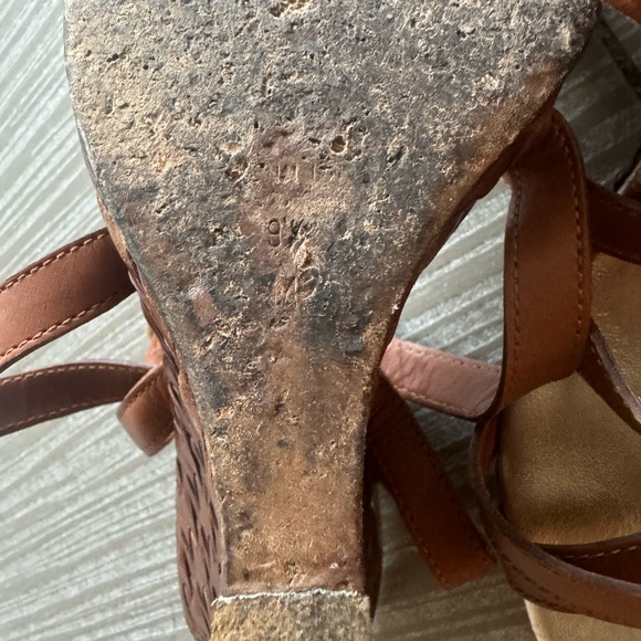 Authentic Michael Kors wedges US size 9 - Picture 5 of 5